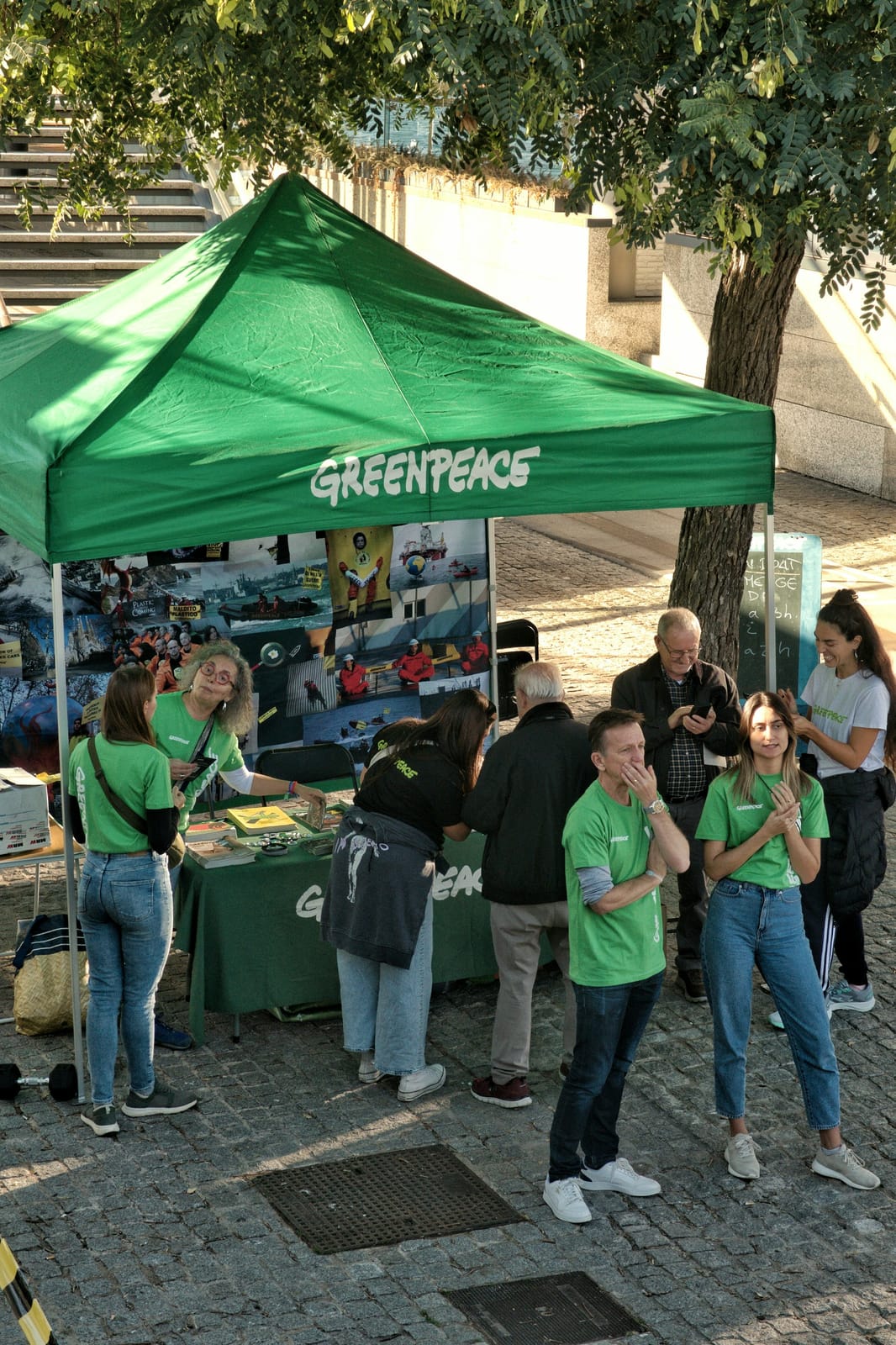 Community volunteers gathered for a mission-driven event